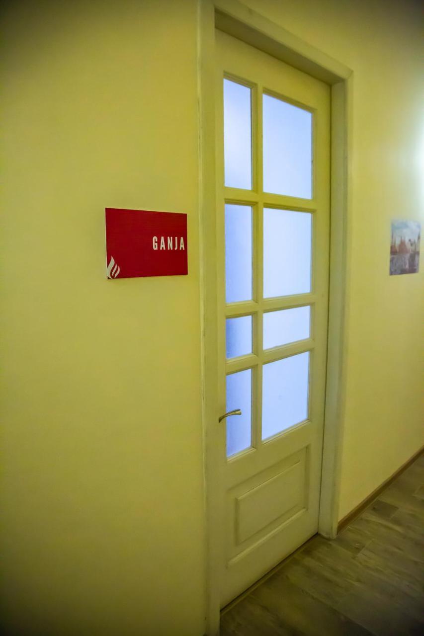 Land Of Fire Hostel Baku Exterior photo